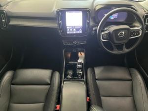 Volvo XC40 B4 Plus Dark - Image 8