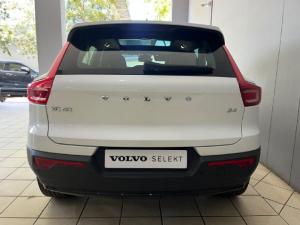 Volvo XC40 B4 Plus Dark - Image 6