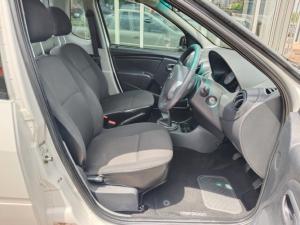 Nissan NP200 1.6i safety pack (aircon) - Image 5