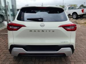 Nissan Magnite 1.0 Visia auto - Image 4