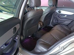 Mercedes-Benz C-Class C200 - Image 12