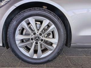 Mercedes-Benz C-Class C200 - Image 3