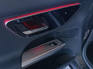 Mercedes-Benz GLC GLC300d 4Matic Avantgarde - Image 14