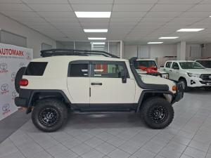 Toyota FJ Cruiser FJ Cruiser - Image 3