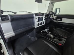 Toyota FJ Cruiser FJ Cruiser - Image 7