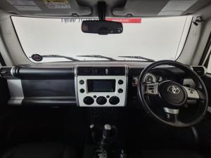 Toyota FJ Cruiser FJ Cruiser - Image 13