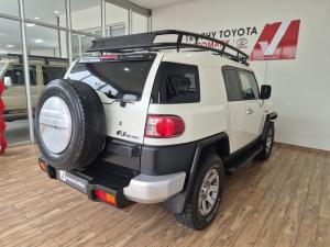 Toyota FJ Cruiser FJ Cruiser - Image 2