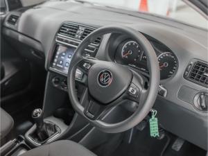 Volkswagen Polo Vivo hatch 1.4 Life - Image 8