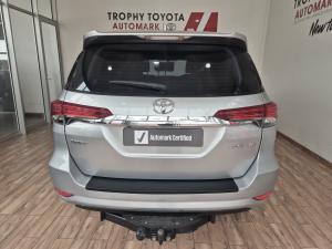 Toyota Fortuner 4.0 V6 4x4 - Image 5