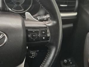 Toyota Fortuner 4.0 V6 4x4 - Image 10