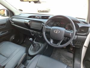 Toyota Hilux 2.4GD single cab flat deck - Image 6