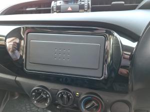 Toyota Hilux 2.4GD single cab flat deck - Image 10