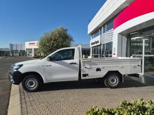 Toyota Hilux 2.4GD single cab flat deck - Image 16