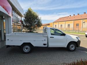 Toyota Hilux 2.4GD single cab flat deck - Image 3