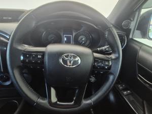 Toyota Hilux 2.8GD-6 Xtra cab Legend auto - Image 8