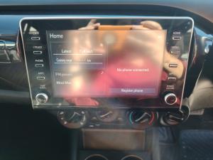 Toyota Hilux 2.4GD-6 double cab 4x4 Raider auto - Image 13