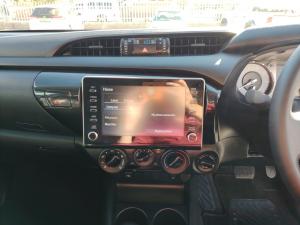 Toyota Hilux 2.4GD-6 double cab 4x4 Raider auto - Image 14