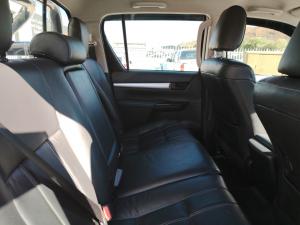 Toyota Hilux 2.4GD-6 double cab 4x4 Raider auto - Image 17