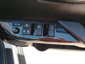 Toyota Hilux 2.4GD-6 double cab 4x4 Raider auto - Image 24