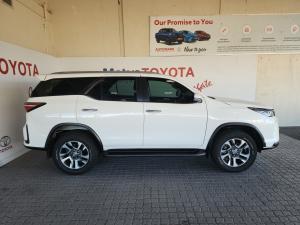 Toyota Fortuner 2.8GD-6 48V - Image 3