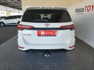 Toyota Fortuner 2.4GD-6 auto - Image 5