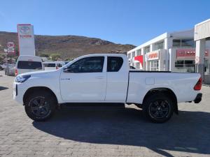 Toyota Hilux 2.4GD-6 Xtra cab Raider manual - Image 18