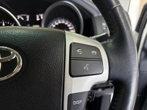 Toyota Land Cruiser 200 4.5D-4D V8 VX - Image 10
