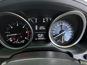 Toyota Land Cruiser 200 4.5D-4D V8 VX - Image 11