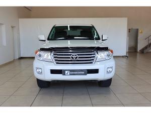 Toyota Land Cruiser 200 4.5D-4D V8 VX - Image 4