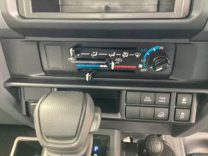Toyota Land Cruiser 79 2.8GD-6 single cab auto - Image 12