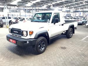 Toyota Land Cruiser 79 2.8GD-6 single cab auto - Image 16
