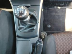 Toyota Corolla Quest 1.6 - Image 10