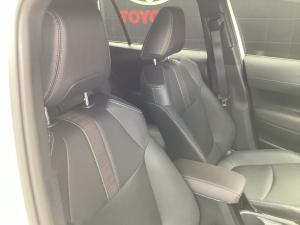 Toyota Corolla Cross 1.8 XR - Image 17