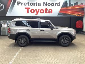 Toyota Land Cruiser Prado 2.8GD VX-R - Image 3
