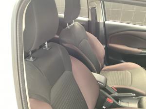 Toyota Starlet Cross 1.5 XS auto - Image 16