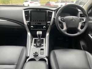 Mitsubishi Triton 2.4DI-D double cab 4x4 auto - Image 6