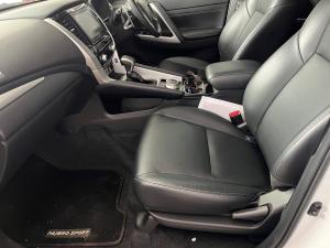 Mitsubishi Triton 2.4DI-D double cab 4x4 auto - Image 7