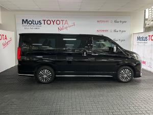 Toyota Quantum 2.8 LWB bus 9-seater VX Premium - Image 3