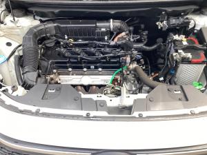 Toyota Starlet Cross 1.5 XS auto - Image 21