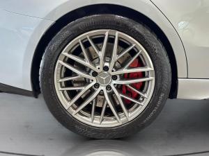Mercedes-Benz C-Class C63 S - Image 9
