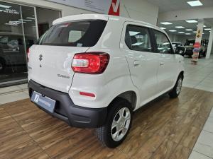 Suzuki S-Presso 1.0 GL+ - Image 2