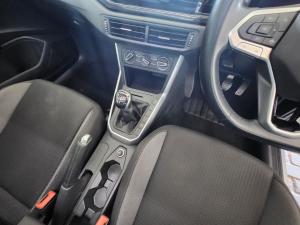 Volkswagen Polo hatch 1.0TSI Life manual - Image 10
