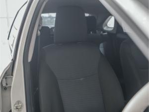 Toyota Starlet 1.4 XS auto - Image 11