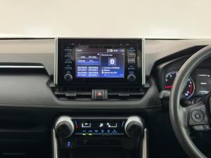 Toyota RAV4 2.0 GX - Image 14