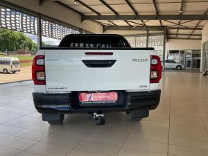 Toyota Hilux 2.8GD-6 double cab 4x4 Raider auto - Image 5