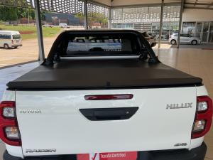 Toyota Hilux 2.8GD-6 double cab 4x4 Raider auto - Image 20