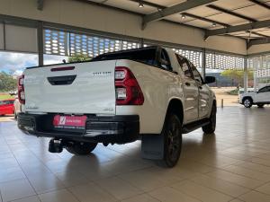 Toyota Hilux 2.8GD-6 double cab 4x4 Raider auto - Image 2