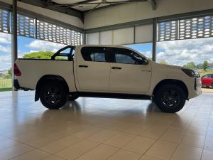 Toyota Hilux 2.8GD-6 double cab 4x4 Raider auto - Image 3