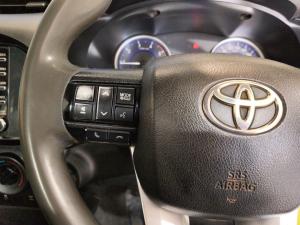 Toyota Hilux 2.4GD-6 SRX - Image 9