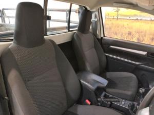 Toyota Hilux 2.4GD-6 SRX - Image 15